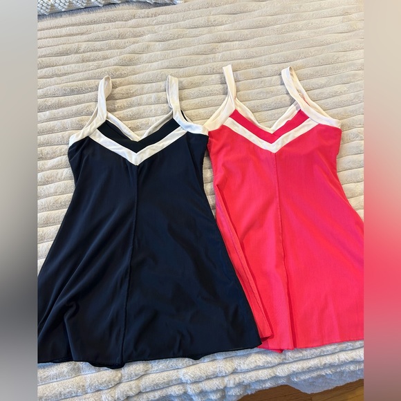 Nike dresses. - Picture 2 of 4